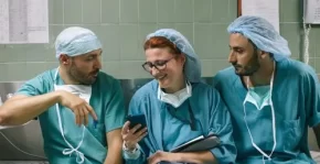 664cb656384b29c8c6960101_Surgical Tech Salary Guide-p-500